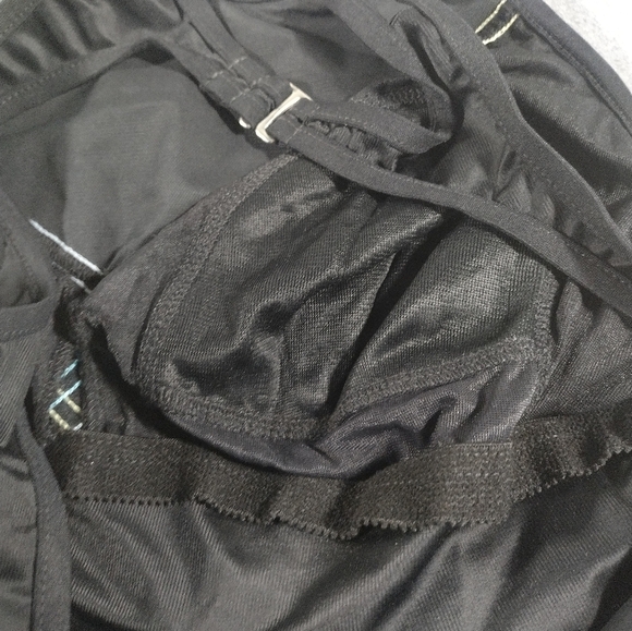 Miraclesuit One Piece Swimsuit Womens Size 16 Black - Picture 5 of 8